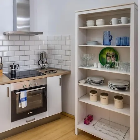 Appartamento Luxury Charm, 2br-2bh, Sleeps 6, Pool Table *