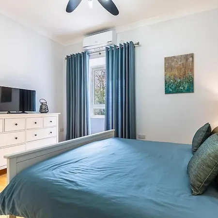 شقة Luxury Charm, 2br-2bh, Sleeps 6, Pool Table سليمة